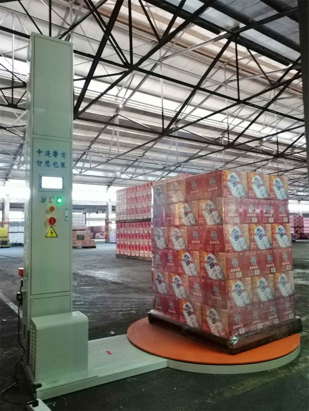 特殊ストレッチ包装フィルム包装機