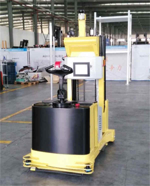 AGV どこでもフォークリフト
