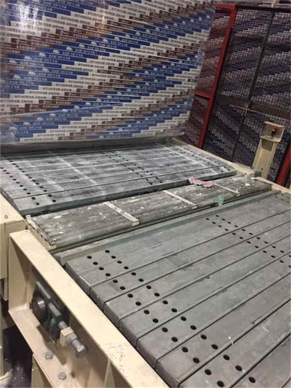 販売用の頑丈なフラットトップチェーンコンベアライン