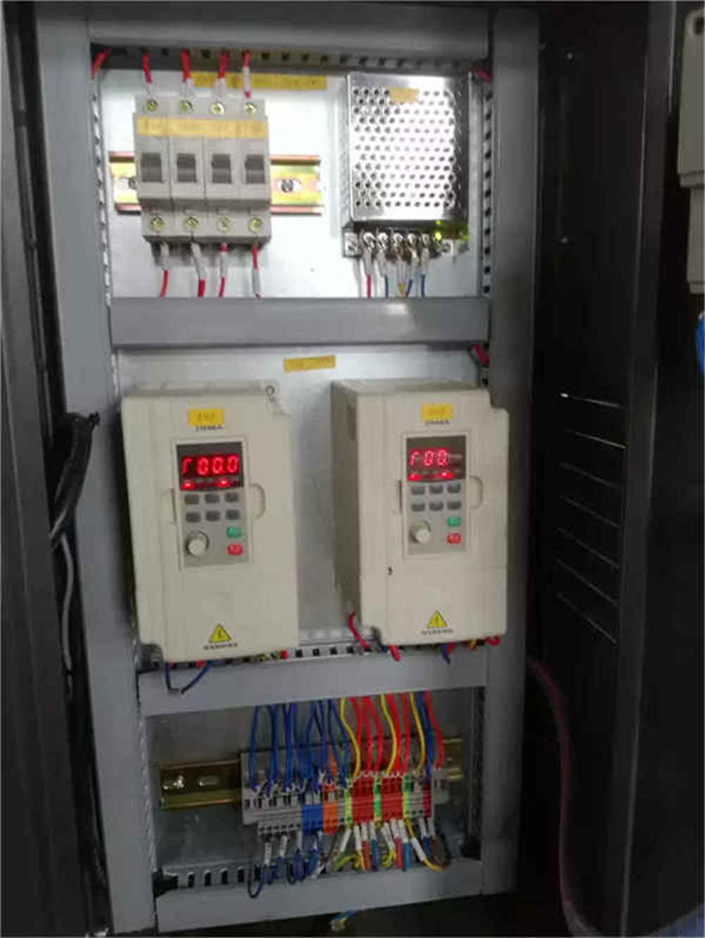 プレストレッチドリップテープシリンダータイプラッパー