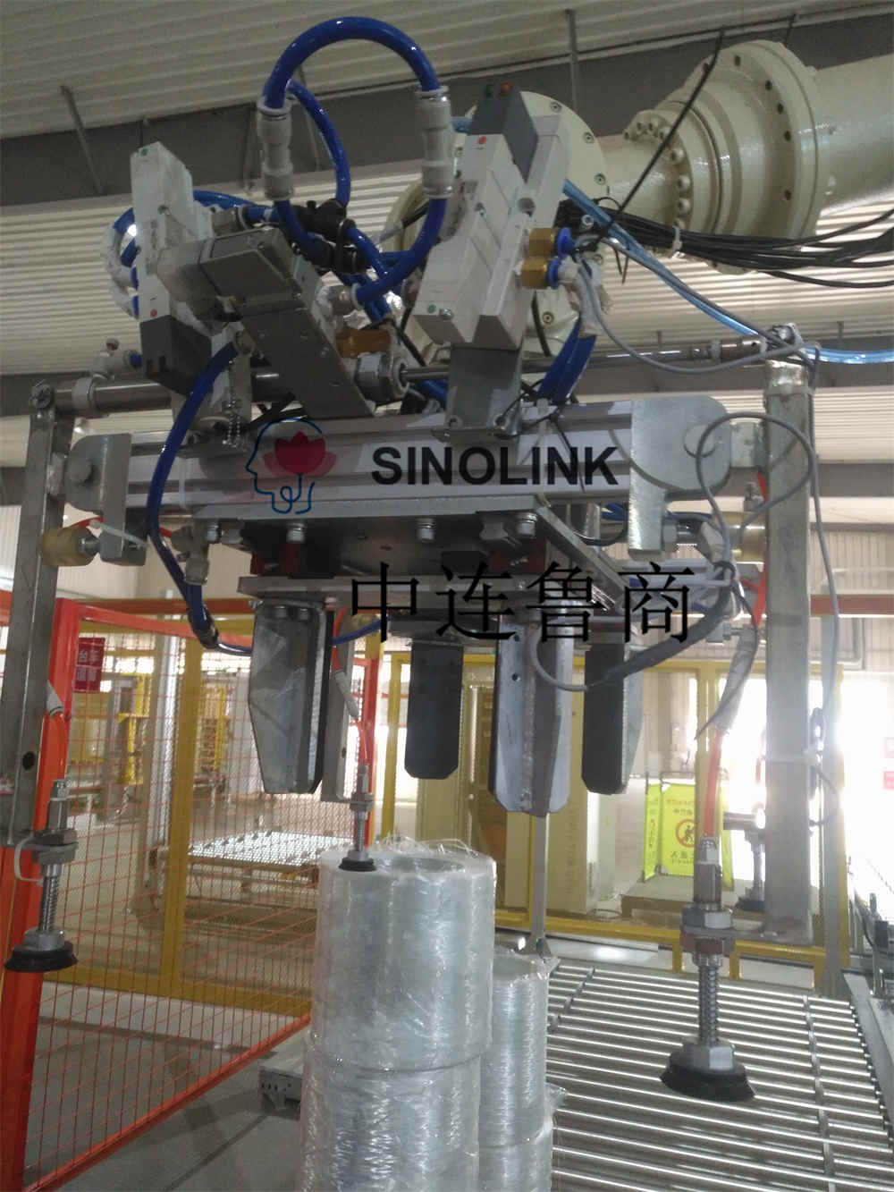 中国での販売のためのパレタイジングロボットアーム