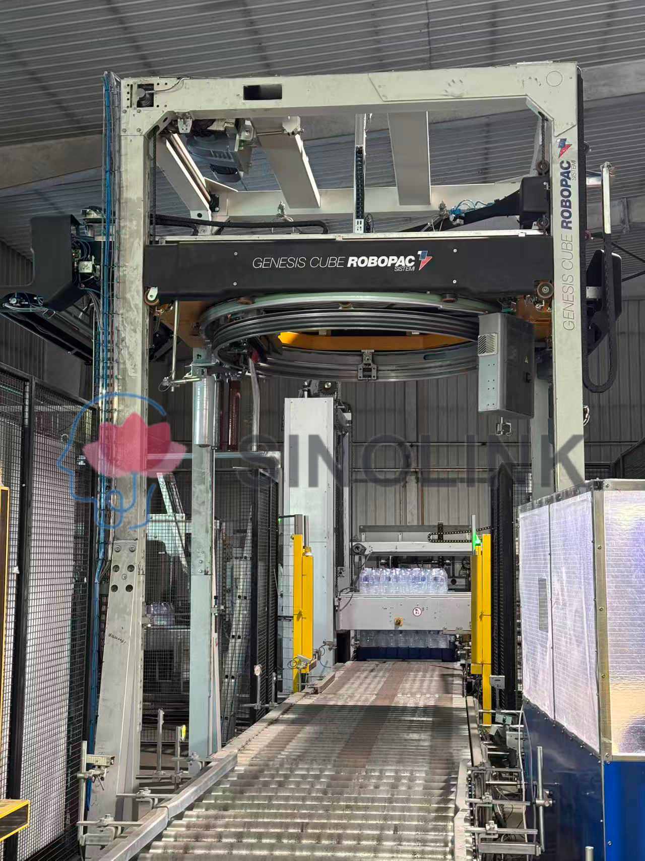 リング包装機、ターンテーブル包装機