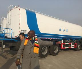 ジンバブエからのお客様