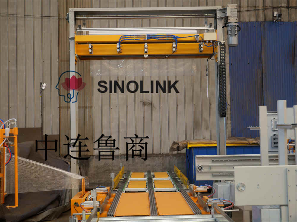 コーナー保護付き包装機 wrapping machine with corner prtection