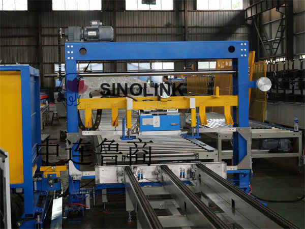 自動クリップ式カラー鋼タイル(形材) 建材 木ブロック結束システム Automatic Clip Type Color Steel Tile (Profile Plate) Building Materials Wooden Blocks Strapping System