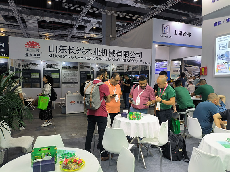 上海国際家具機械・木工機械見本市 Shanghai International Furniture Machinery&Woodworking Machinery Fair