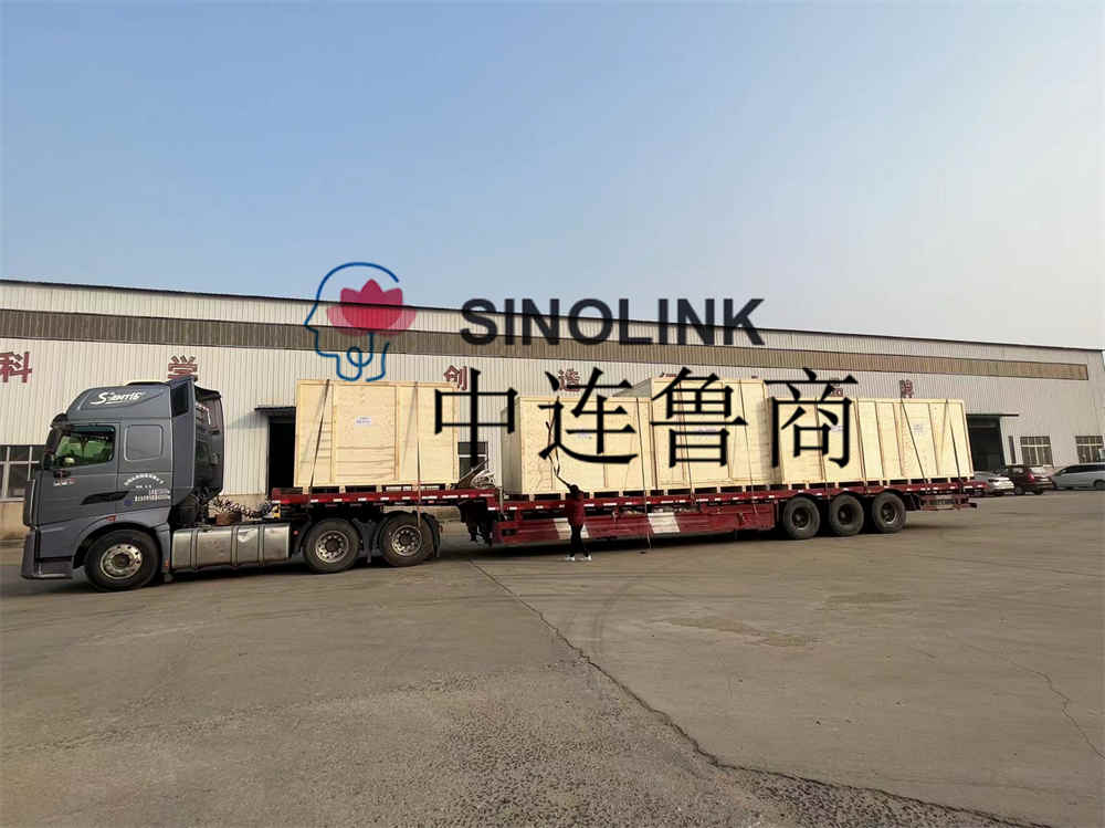 ストレッチフィルムおよびカバーフィルム包装機の納品 Deliverying For Stretch Film & Covering Film Packaging Machine